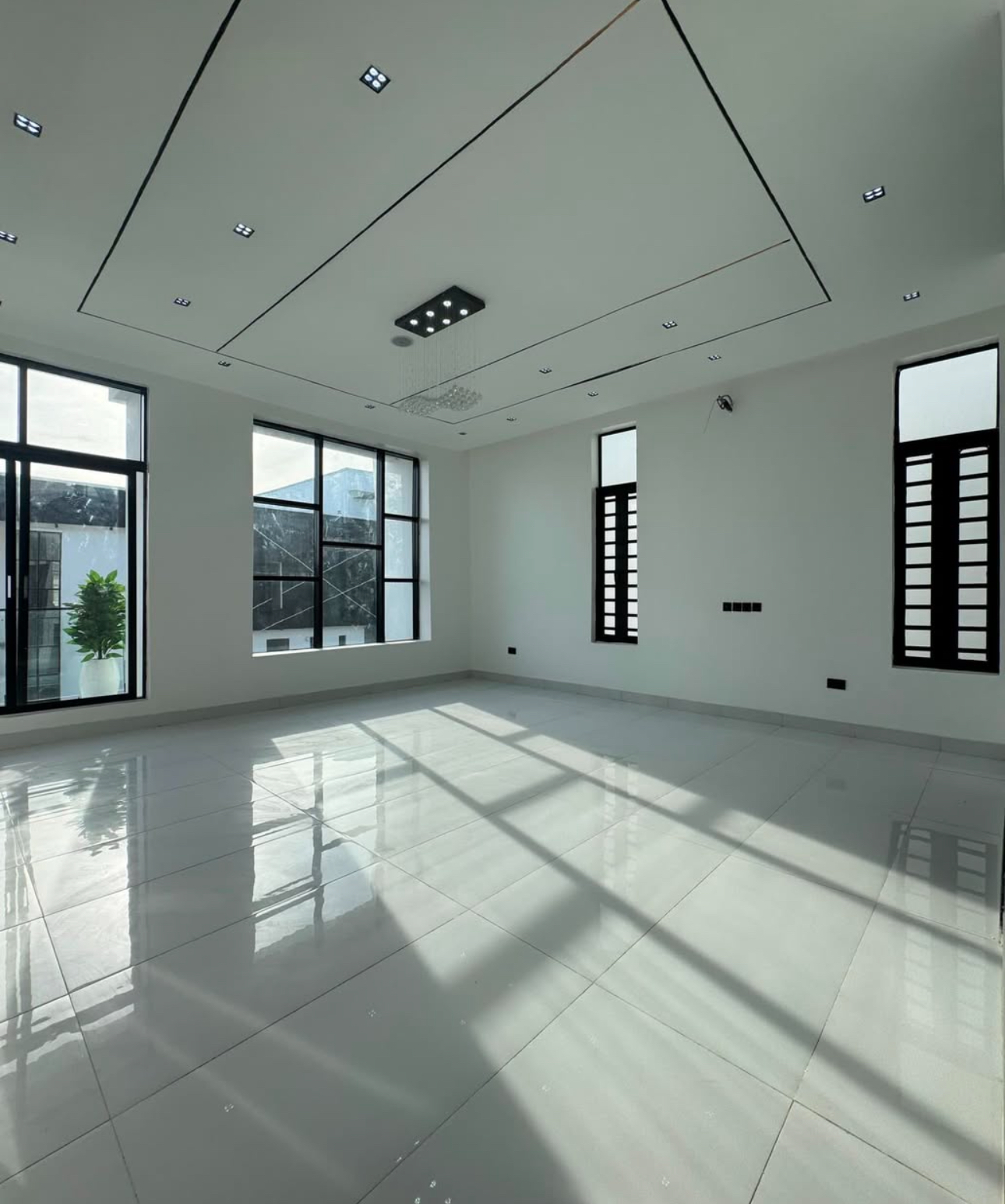 LUXURY 4 Bedroom semi detached duplex