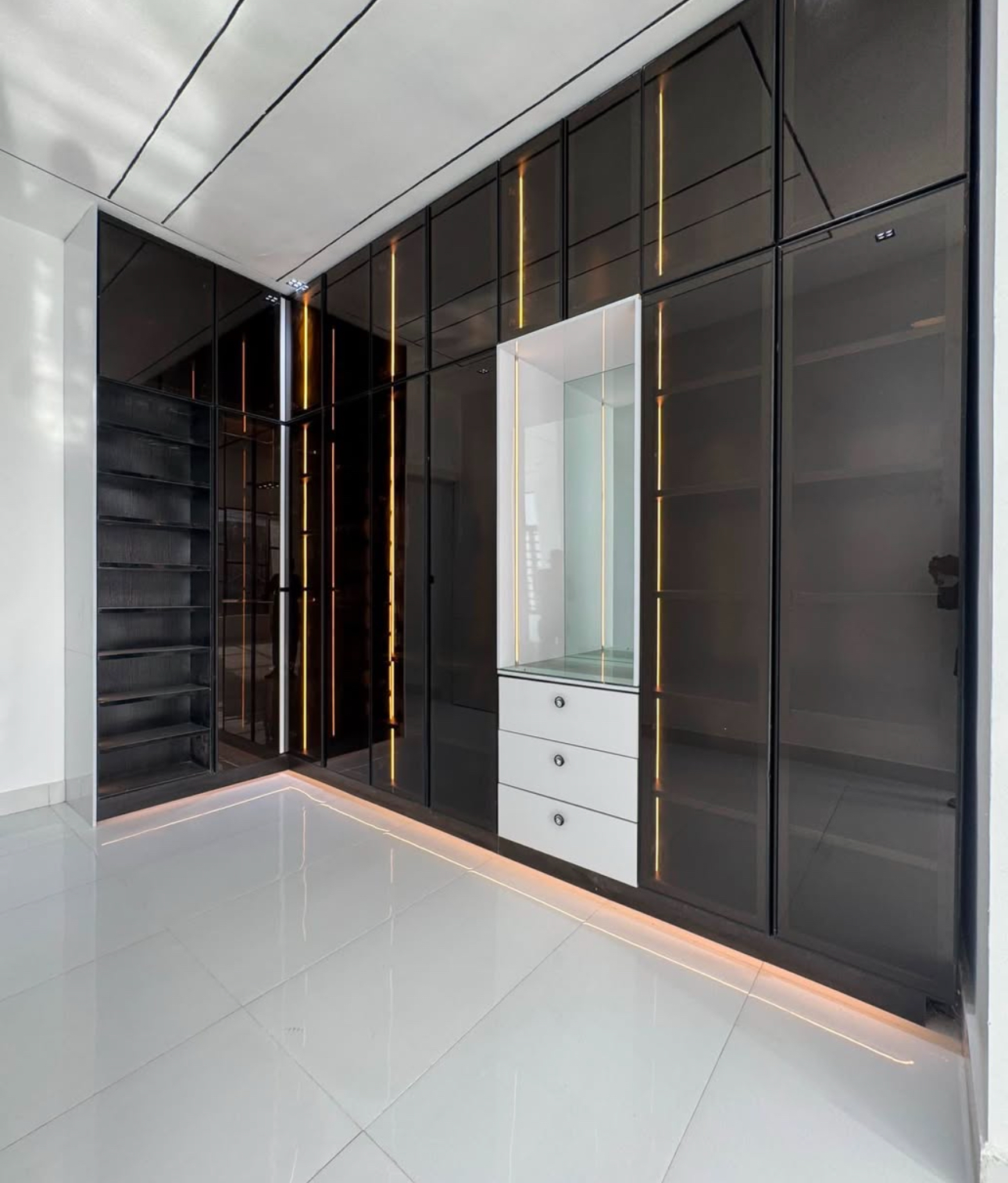 LUXURY 4 Bedroom semi detached duplex