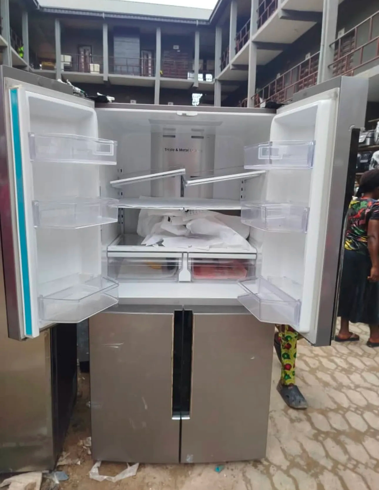 Samsung 850 liters side by side inverter refrigerator