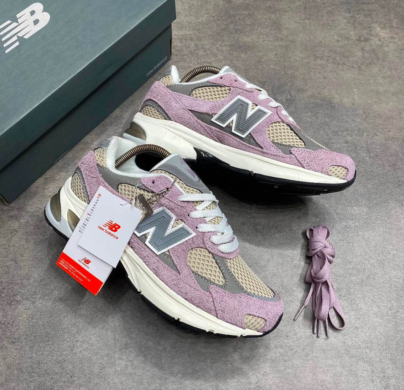 Sneakers size : 40-45