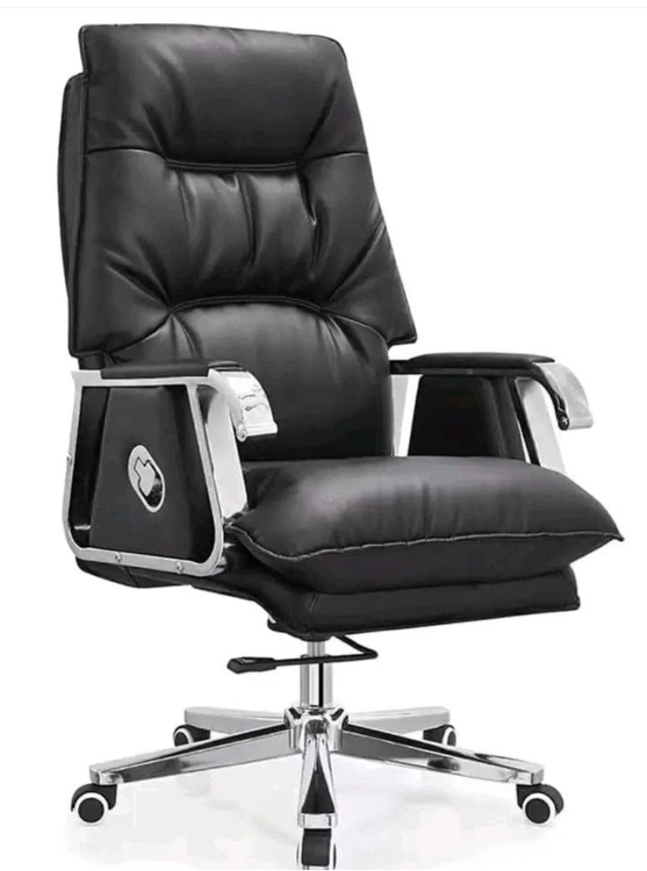 EXECUTIVE CHAIR