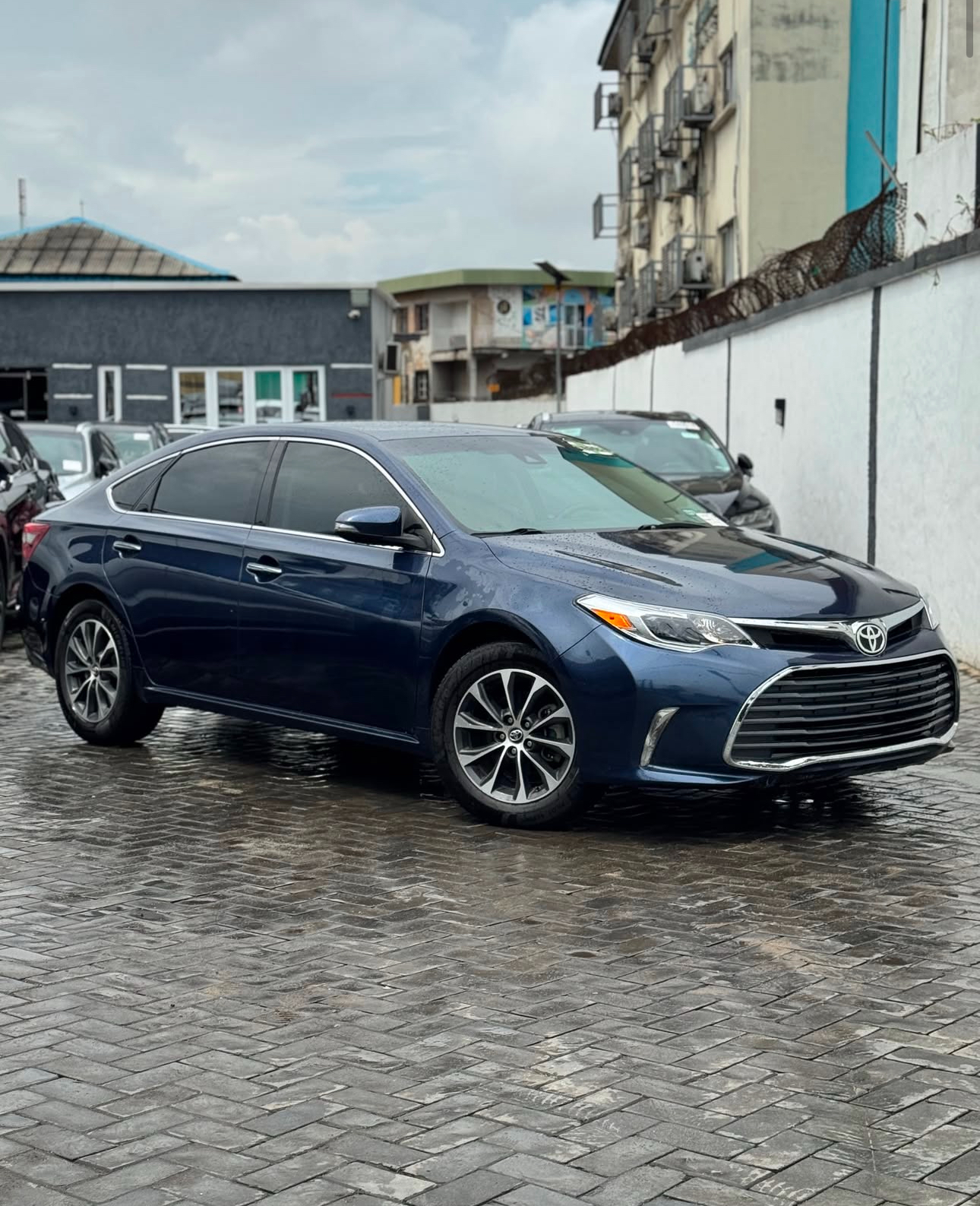 2017 Toyota Avalon XLE