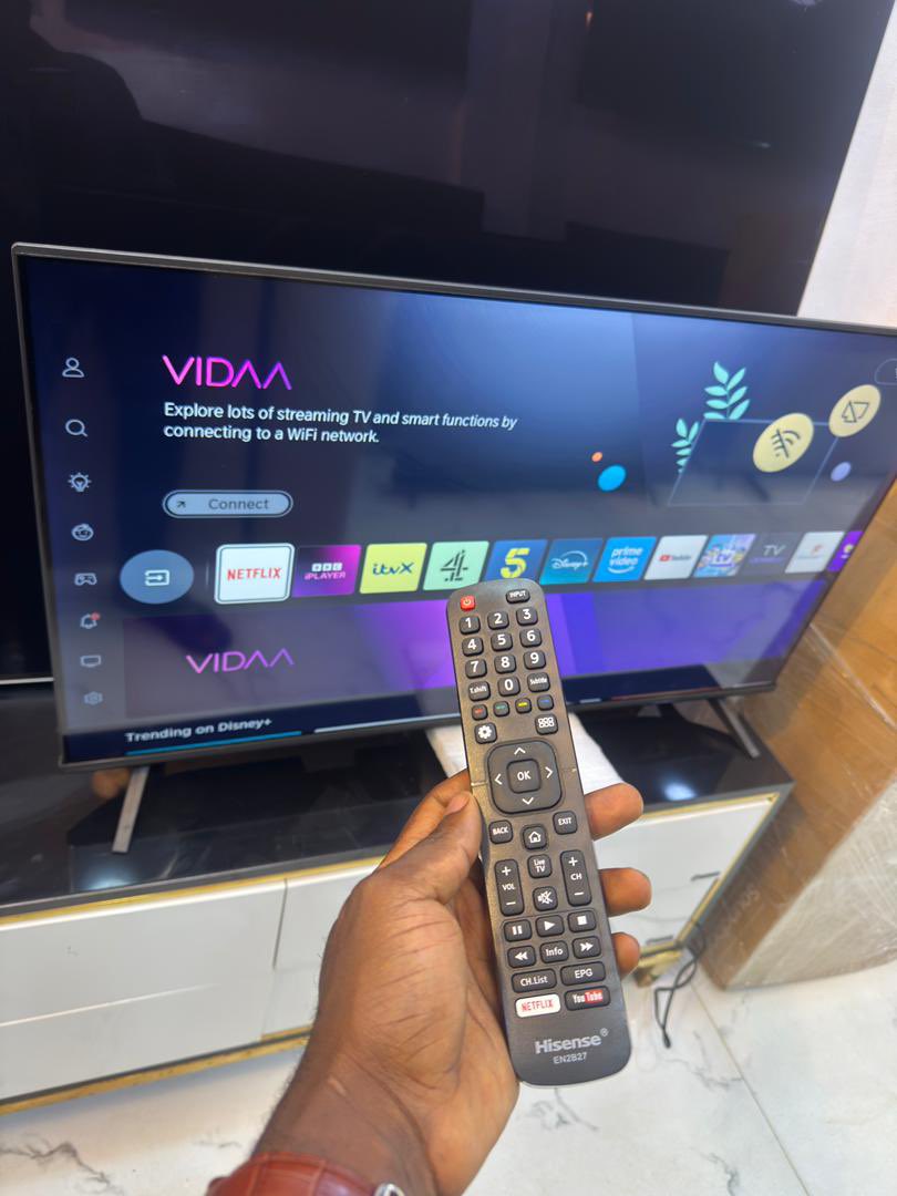 40 inch Hisense smart tv