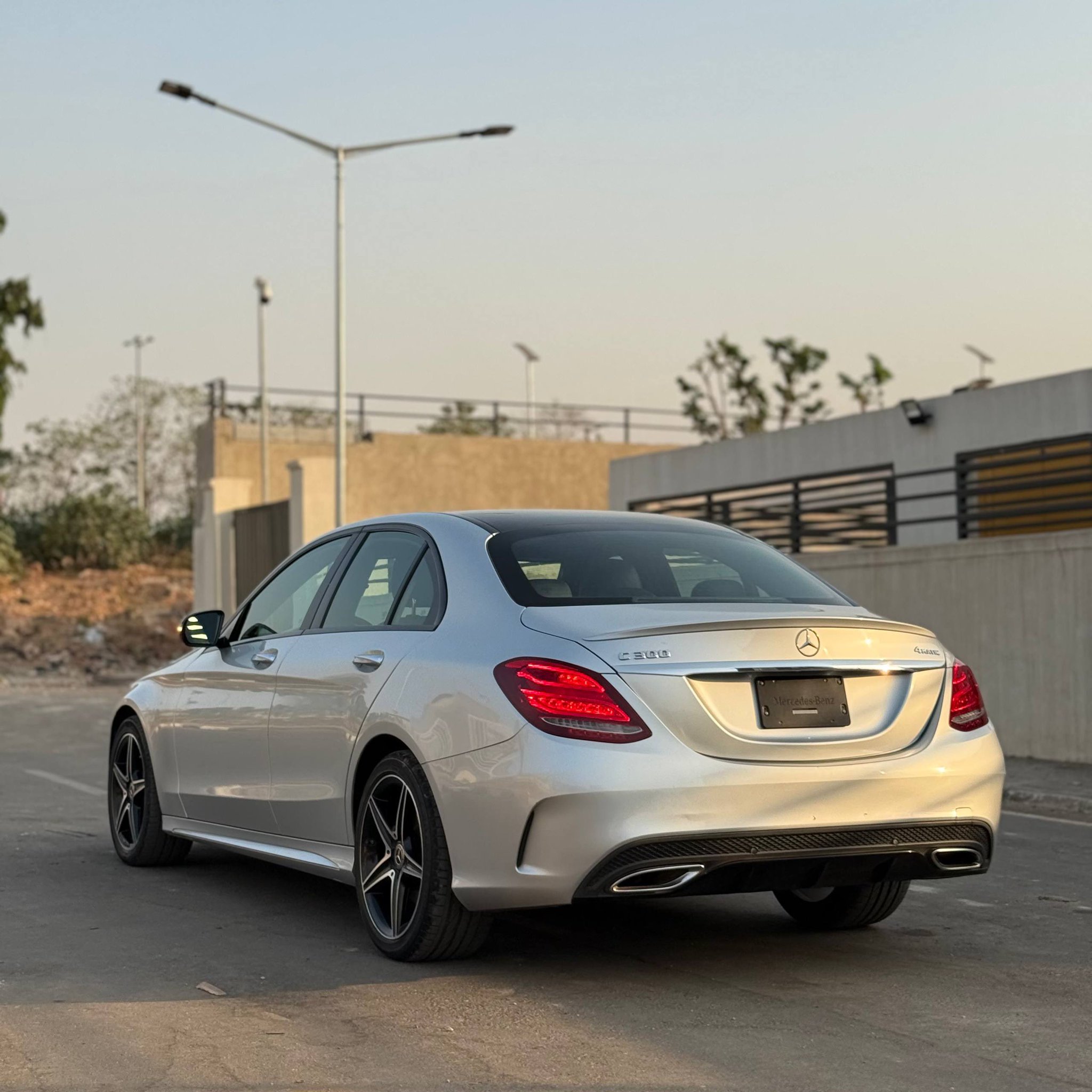 Foreign Used 2018 Mercedes Benz c300