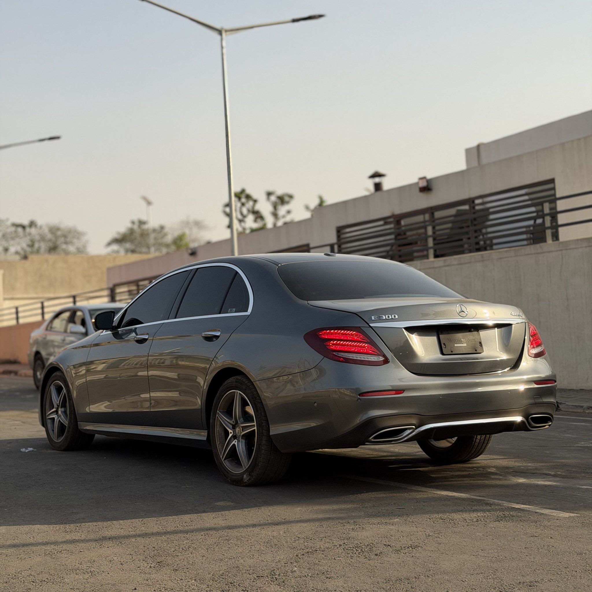 Foreign used Mercedes Benz E300