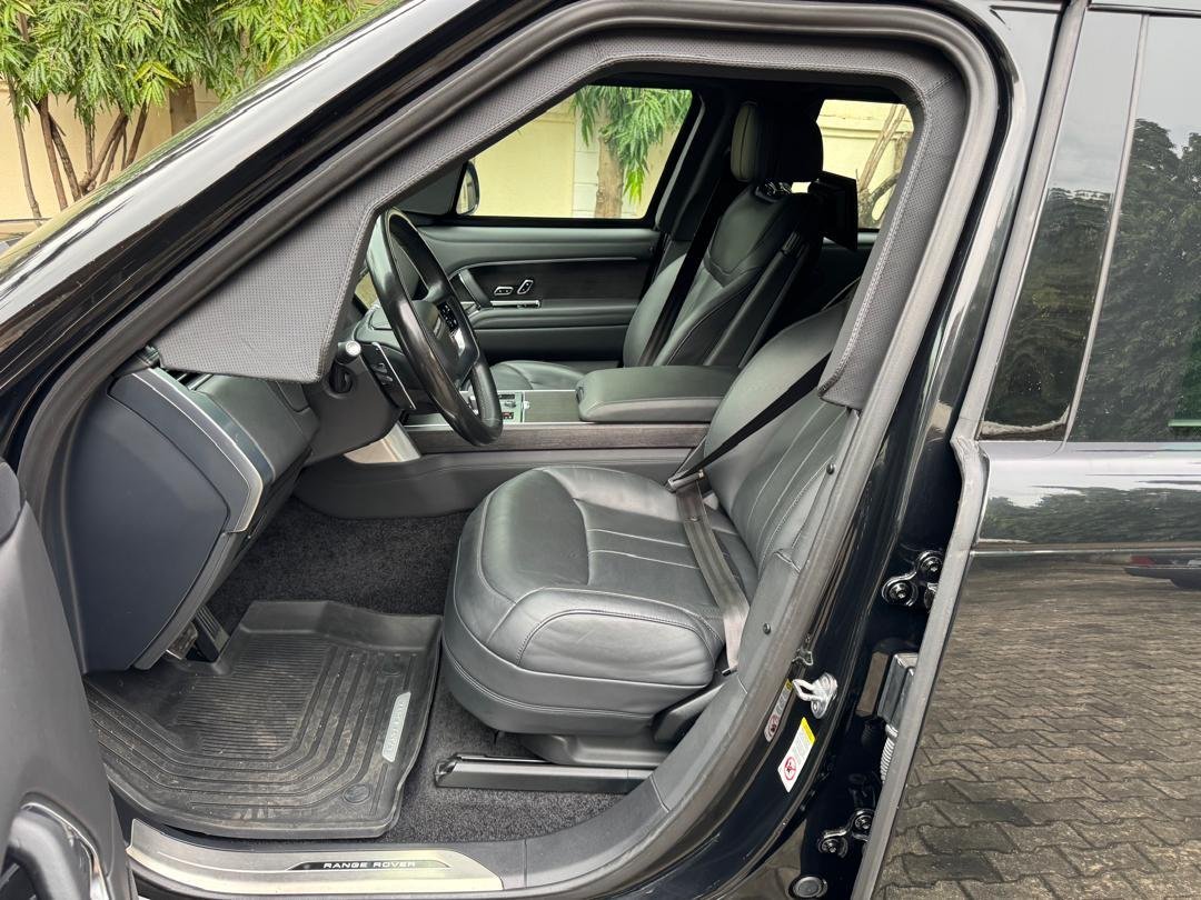 Armored Range Rover autobiography