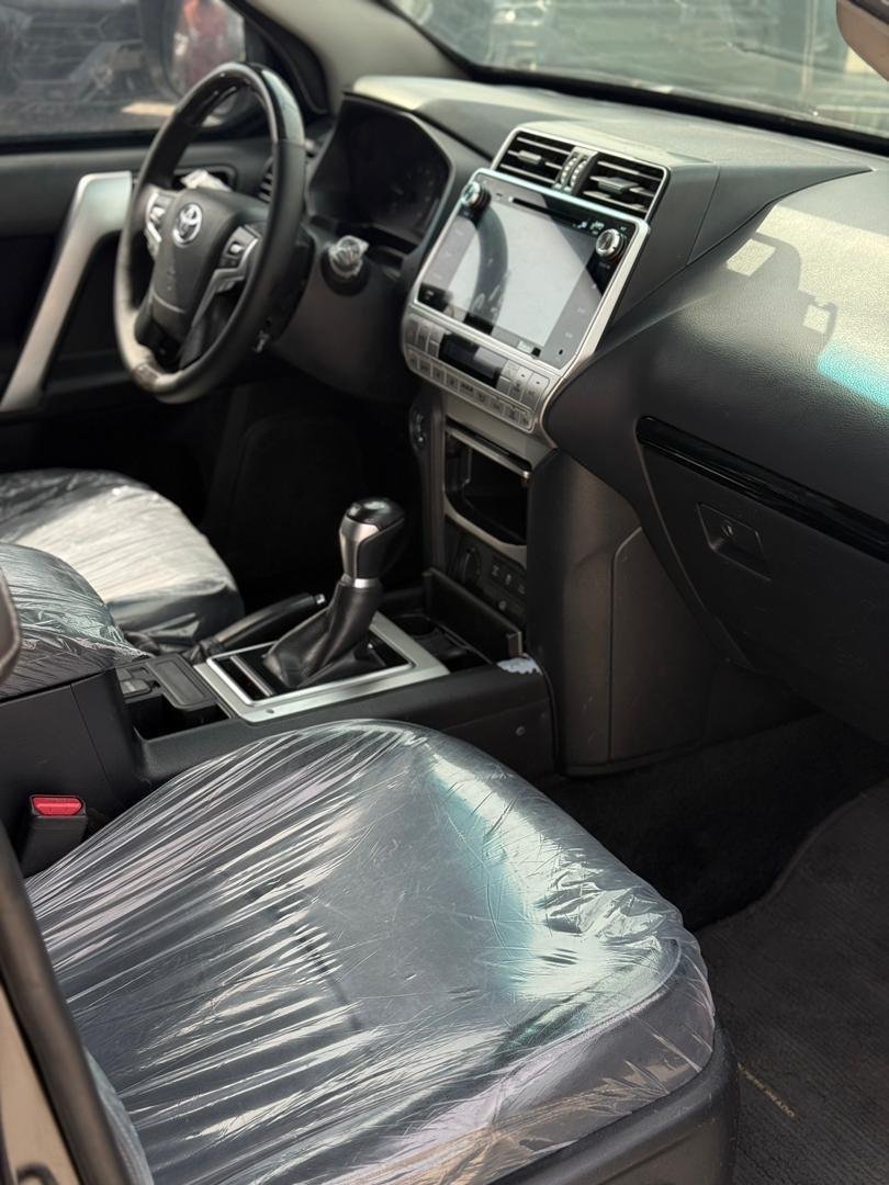 2021 Toyota PRADO